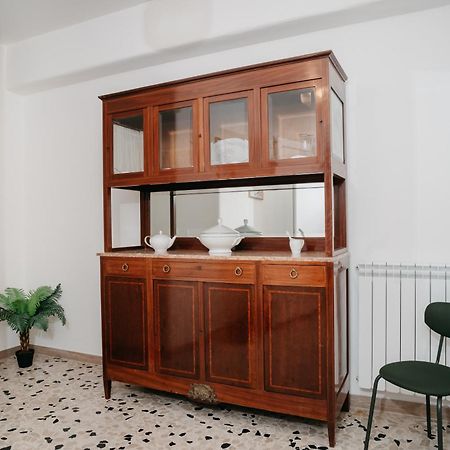 אפרטהוטל Il Cortile By Vista Napoli מראה חיצוני תמונה